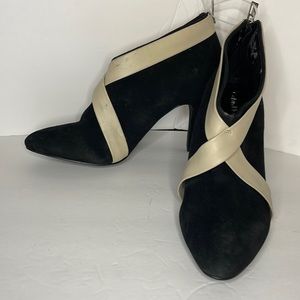 Calvin Klein Juanita bootie